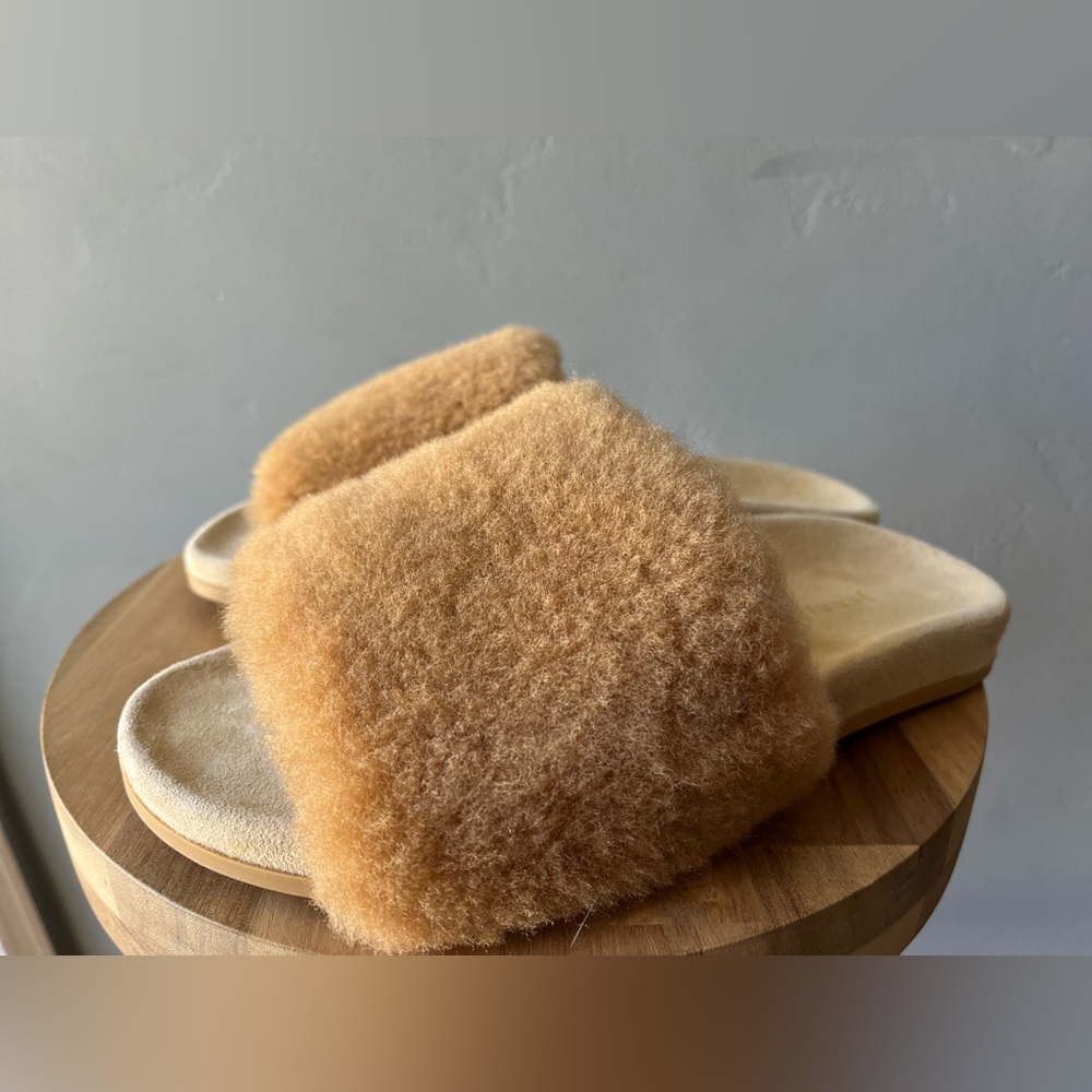 Jenni Kayne Shearling Slide NWOB ~ Size 36